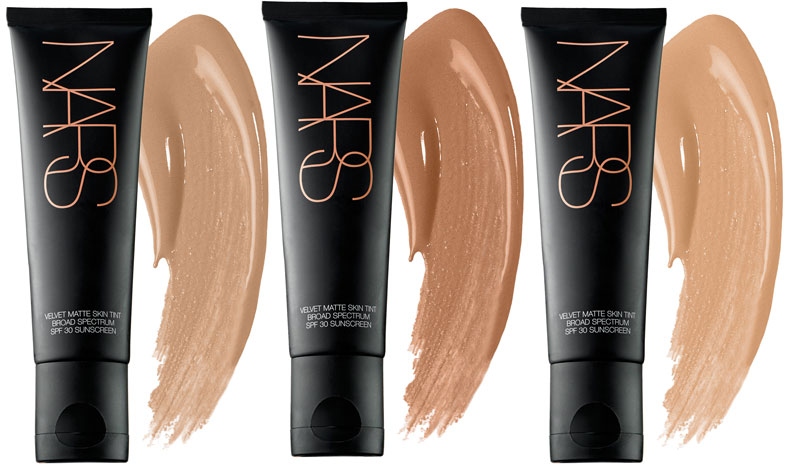 3-NARS-Velvet-Matte-Skin-Tint-SPF-30