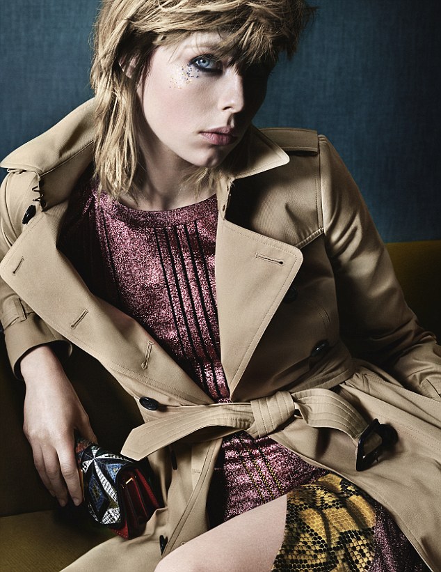 Edie Campbell for Burberry by Mario Testino Shimmer Dust