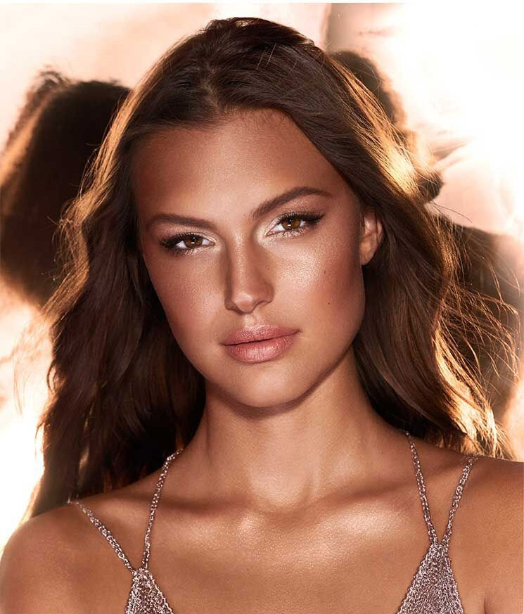 Charlotte Tilbury Bar of Gold Palette Sunset Lover Lipstick