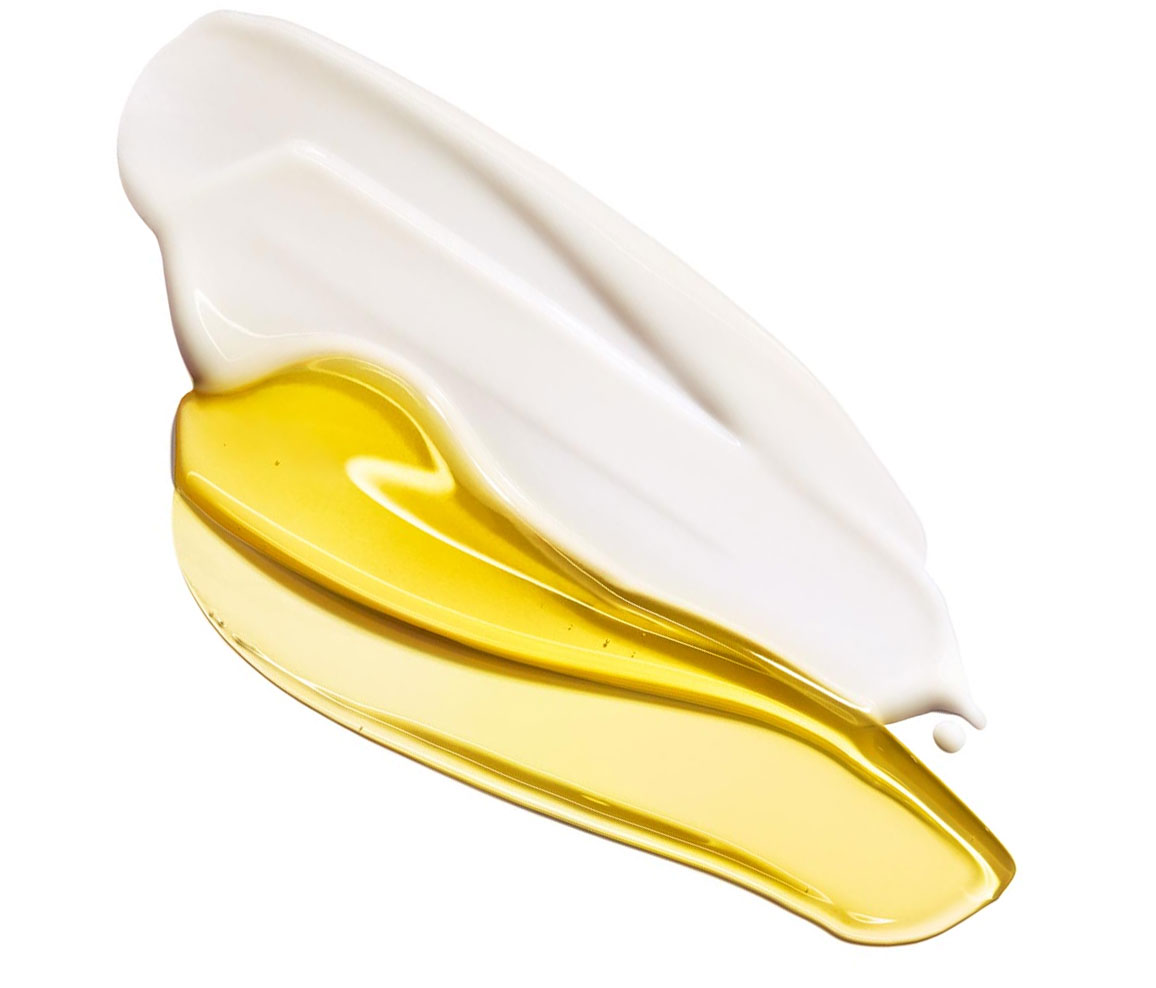 Clarins-Plant-Gold-L’Or-Des-Plantes-swatches