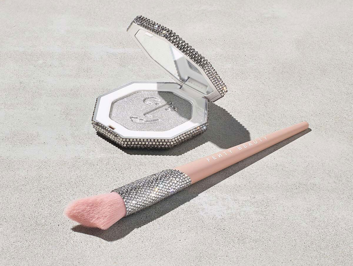 Fenty-Beauty-by-Rihanna-Killawatt-Bling-Vault-(7)2