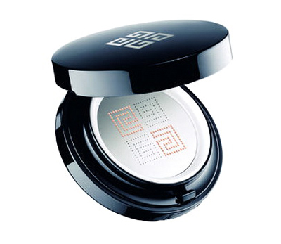 Givenchy Teint Couture Cushion Portable Fluid Foundation