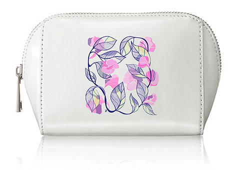 Guerlain-Parure-Blanc-The-Flowers-By-Przemek-Sobocki-pouchg