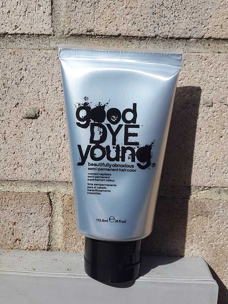 Hayley-Williams&rsquo;s-goodDYEyoung-beautifully-obnoxious-hair-color