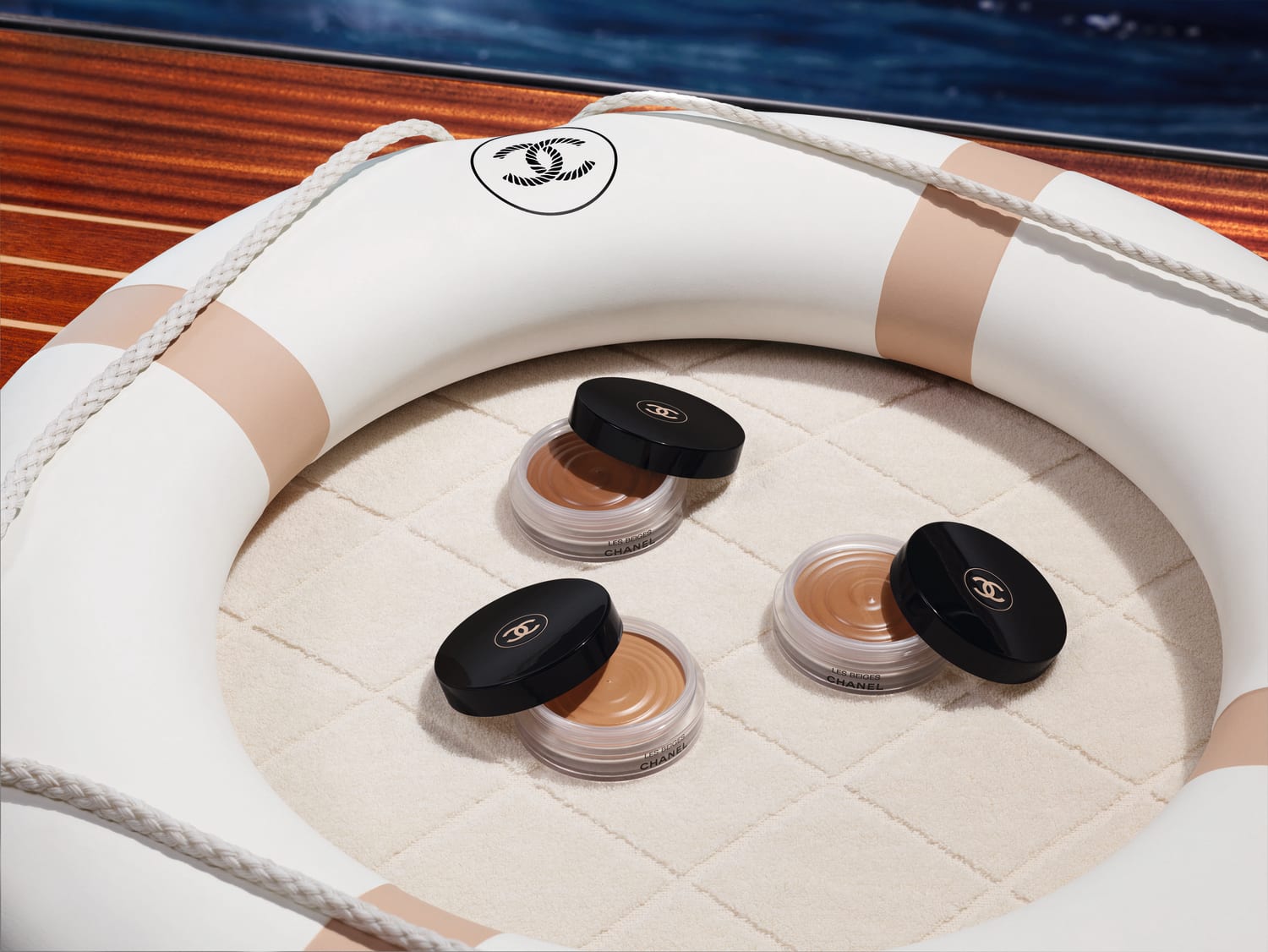 CHANEL LES BEIGES 2022
