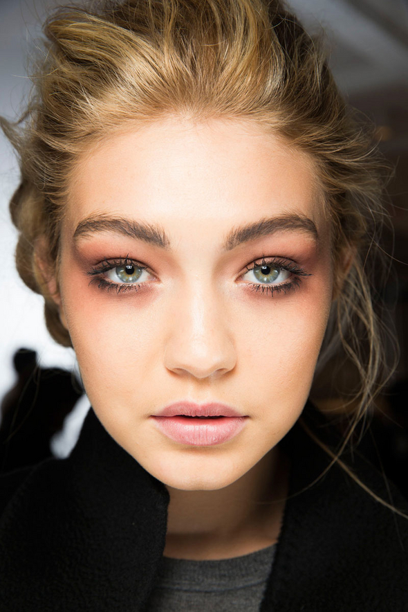 gigi-hadid-tom-ford