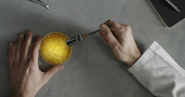 La Prairie Skin Caviar Essence In Lotion www.beautyalmanac.com