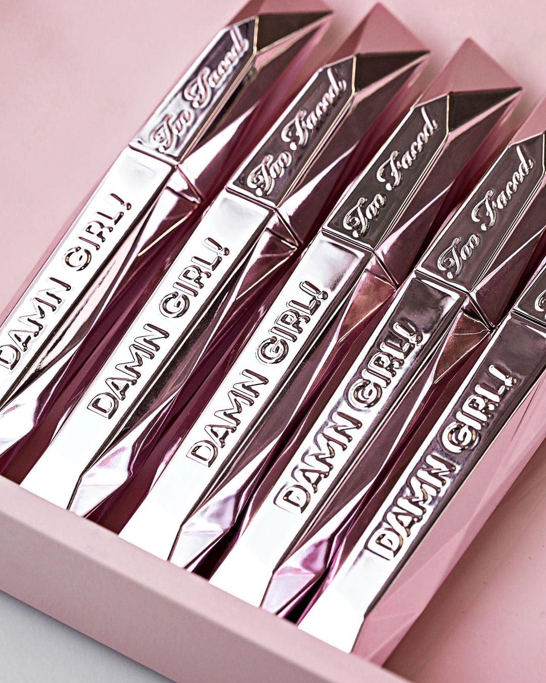 too faced damn girl mascara banner